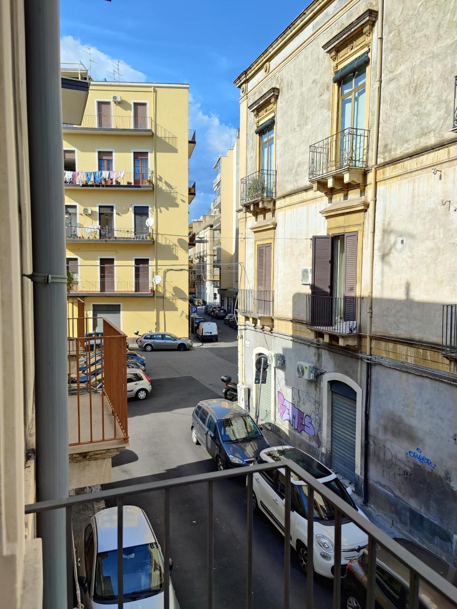 Delph'S House Apartment Catania Exterior photo